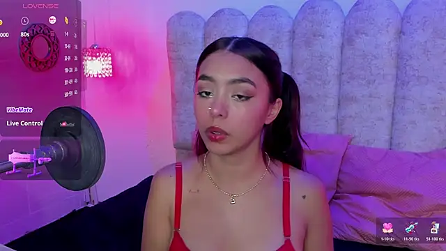 lanna brunette online show from November 20, 1:01 pm