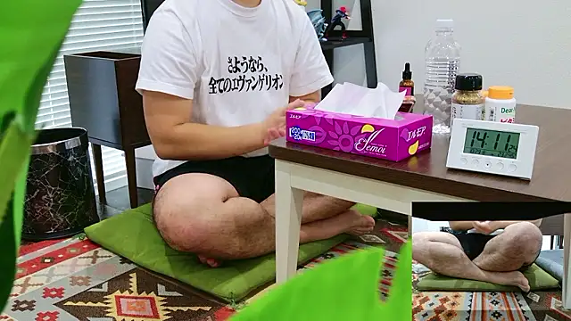 YARASERO-kun online show from October 29, 5:12 am