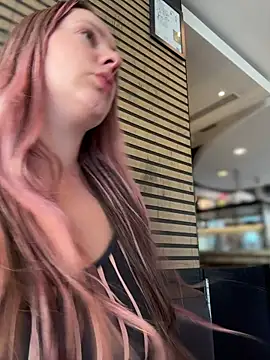 Mona Plus online show from March 31, 10:15 am