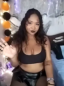 lilithathenea online show from October 31, 2:43 pm