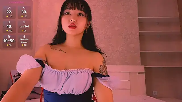 Snapshot of Demonic_Angel_ chatting on October 23, 10:10 am Demonic Angel online show from October 23, 10:10 am