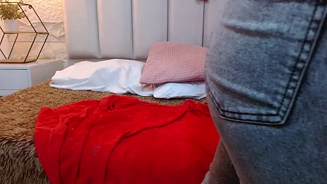 camilah tk online show from April 7, 12:51 pm