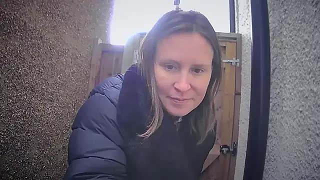 eatmypie69 online show from February 11, 12:50 pm