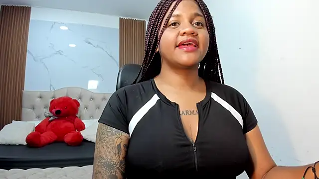 ZahraRose online show from February 16, 8:20 pm