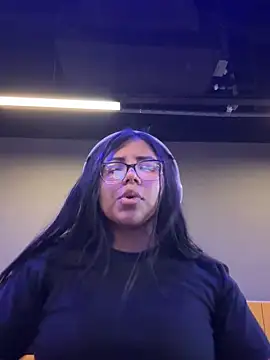 Karla Stein2025 online show from November 26, 2:29 pm