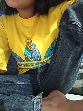 Snapshot of Aaradhna-hoy chatting on October 19, 1:02 pm Aaradhna-hoy online show from October 19, 1:02 pm