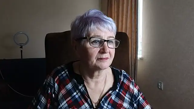 Sandra Snowflake online show from April 14, 4:45 am