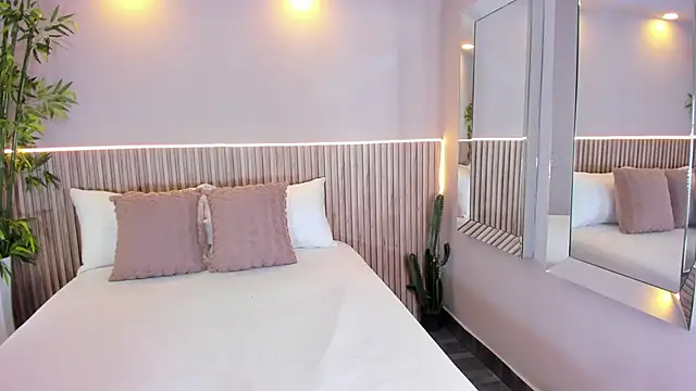 GeorginaReyes online show from January 14, 10:48 pm