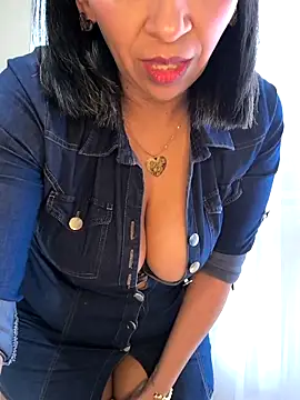 Mrsvictoriaaa online show from November 14, 7:58 pm