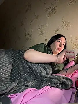 Naughtbaby 2025 online show from January 31, 7:11 pm