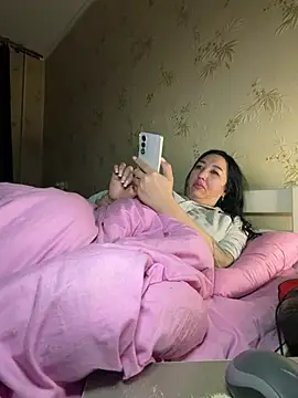 Naughtbaby 2025 online show from April 16, 12:00 am