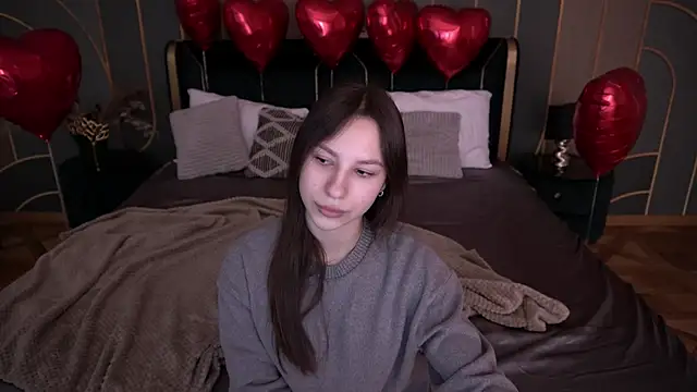 PaigePrado online show from February 11, 6:37 am