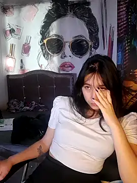 Arielle lov online show from April 18, 11:24 am