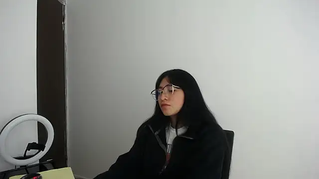 Arielle lov online show from February 11, 11:33 am