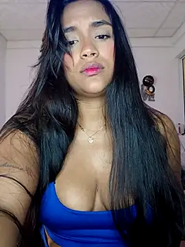 victoria roussee online show from January 11, 8:14 pm