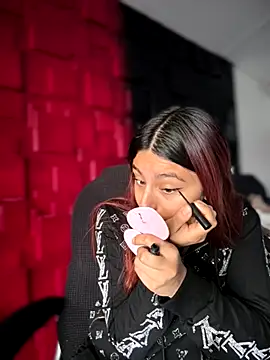 Emily-teen online show from December 2, 7:38 pm