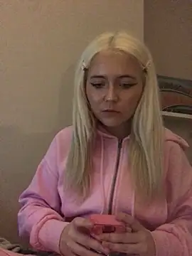 Blondie Sofia Essexbabe online show from November 4, 12:15 am