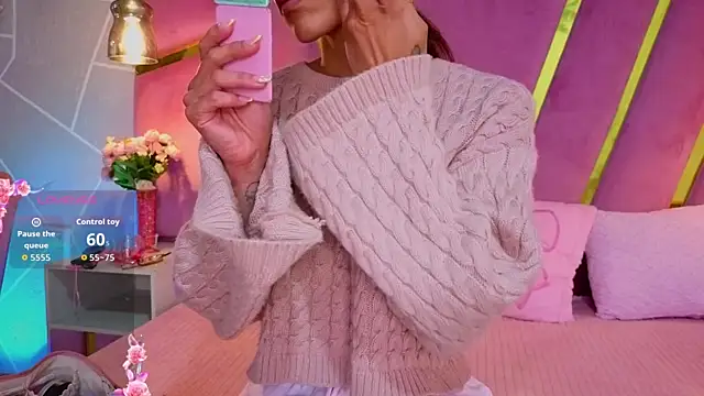 EmmyCortez online show from April 23, 12:12 pm