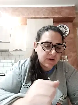 Dolcecurvy online show from April 5, 9:47 pm