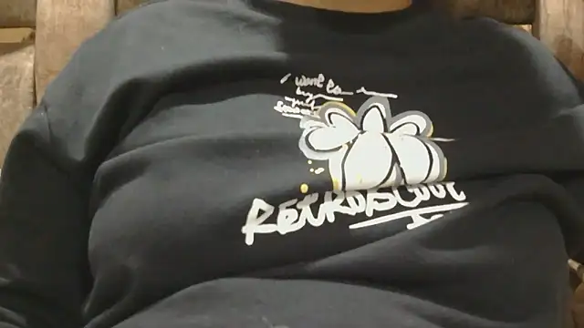 MilkyQueen69 online show from February 13, 5:47 pm