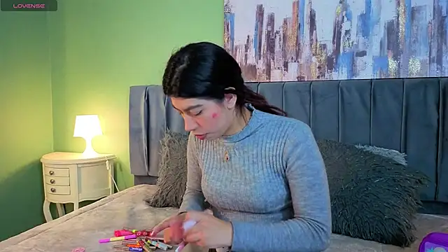 Cassie bloom online show from April 8, 3:30 am