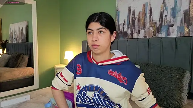 Cassie bloom online show from April 7, 3:19 am