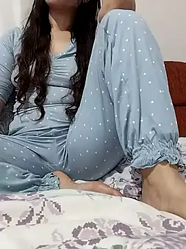 BUSE8821 online show from November 27, 7:50 pm