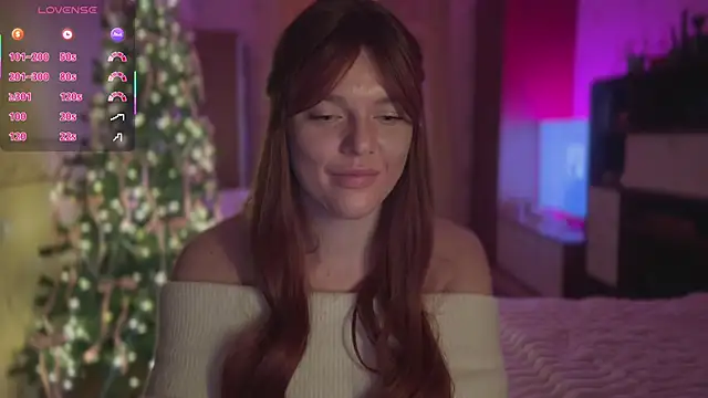 CherryRed Girl online show from January 12, 11:43 pm