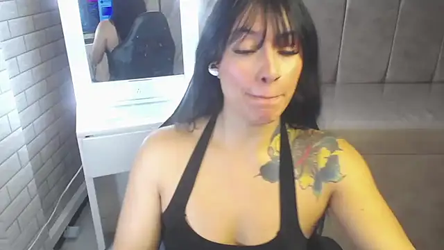 Isabella Collen v online show from March 23, 1:06 pm