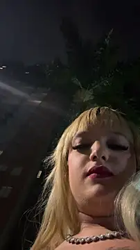 ScarletThompsonx online show from April 14, 4:56 am