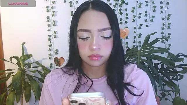 hellokitty  valery online show from April 21, 1:42 am