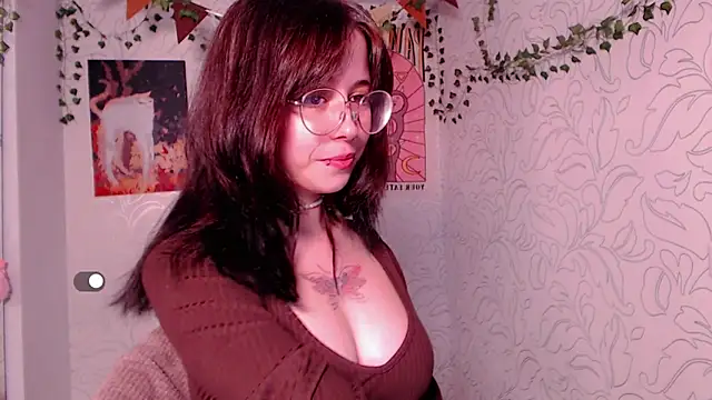 Snapshot of _miraclecattt_ chatting on October 13, 11:13 am  miraclecattt  online show from October 13, 11:13 am