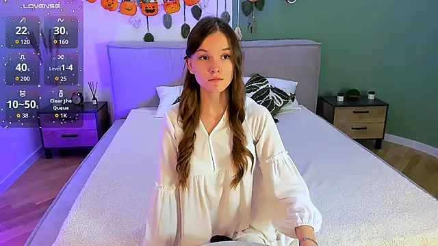 Amber Rogers online show from October 29, 5:34 am