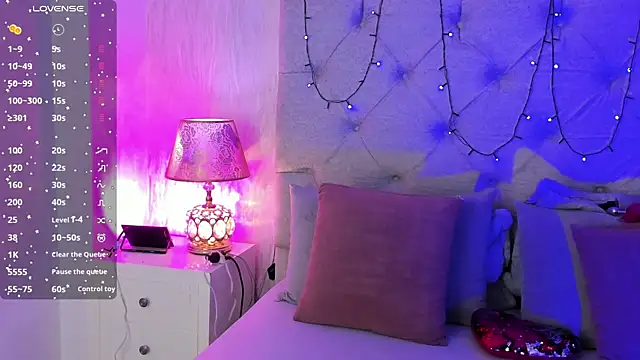 goth tasha online show from December 3, 7:38 pm