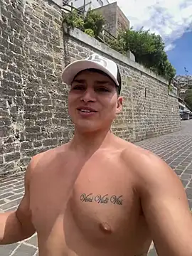 MaxxxSteil online show from February 4, 4:32 pm