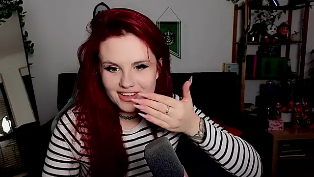 Della Ideal online show from November 24, 6:10 pm