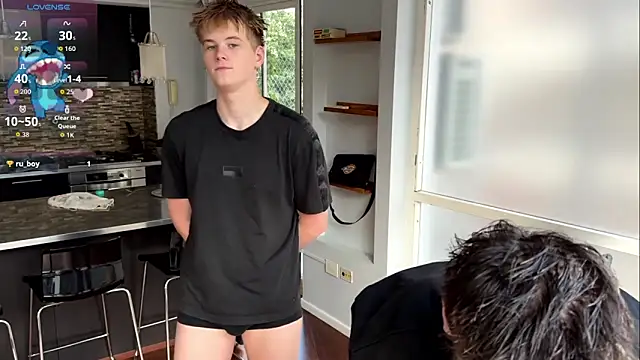 TaylerSigma online show from November 9, 8:27 pm