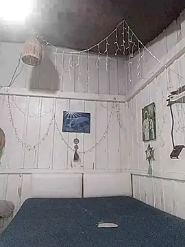 Fellyna online show from October 18, 3:04 pm