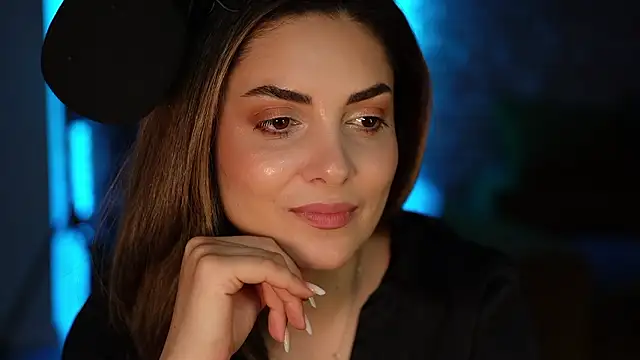  Allie  online show from March 7, 3:30 pm