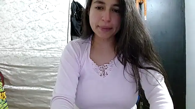 Snapshot of Escarcha-blue chatting on October 22, 5:01 am Escarcha-blue online show from October 22, 5:01 am