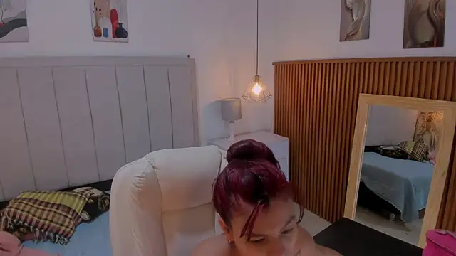 gime lara online show from December 5, 11:55 am