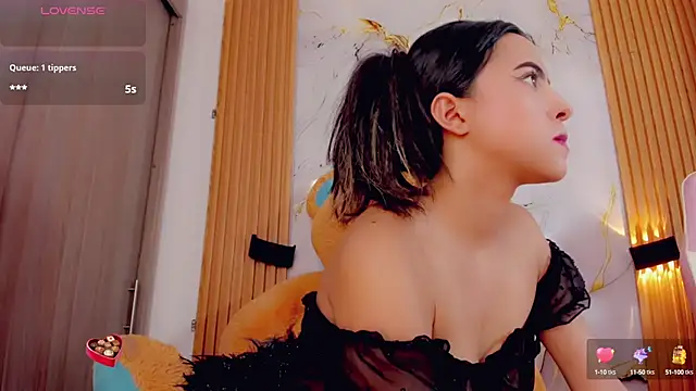 ValeriCardenas online show from September 20, 2:32 am