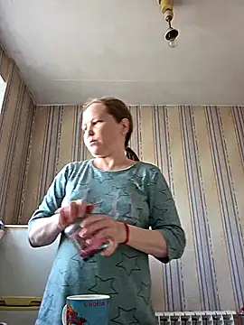 -Kathrine kit- online show from October 28, 8:53 am