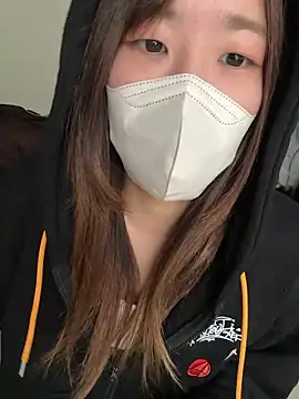 Snapshot of daiyo_kai_Gutara chatting on October 5, 1:10 am daiyo kai Gutara online show from October 5, 1:10 am