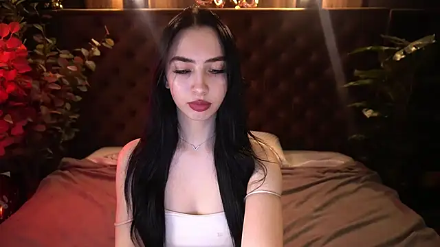 WildKittenX  online show from February 18, 8:13 am