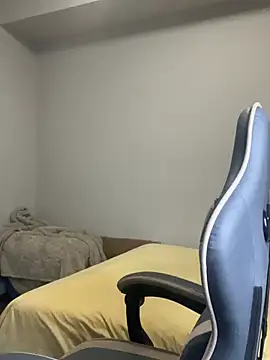 kurvibabe online show from January 13, 8:35 pm