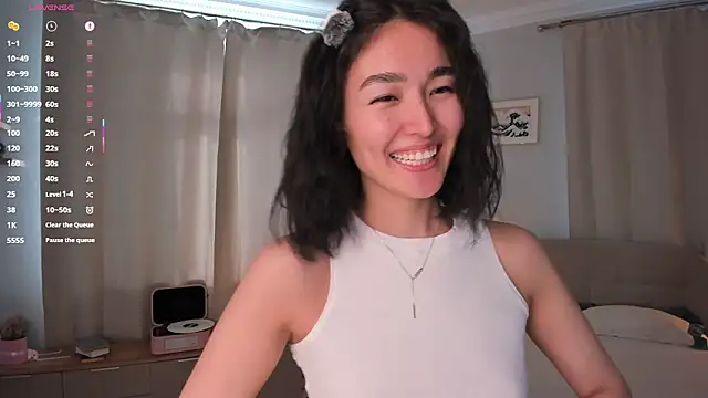 RanelDiva online show from February 22, 9:10 am