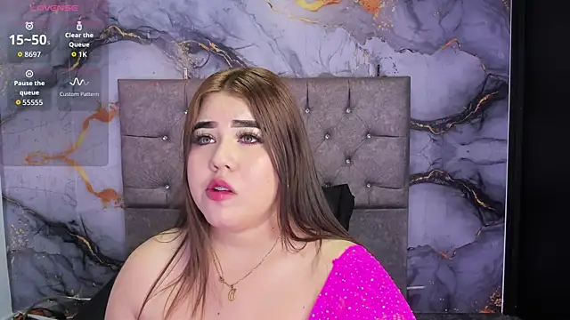 MadissonLee   online show from November 25, 7:15 pm