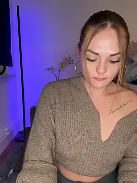 OCTAPUSSY2000 online show from January 9, 9:52 pm