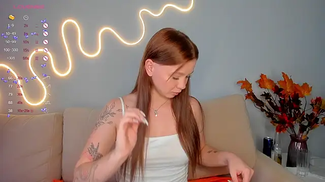 dinky  emily online show from September 15, 10:56 am